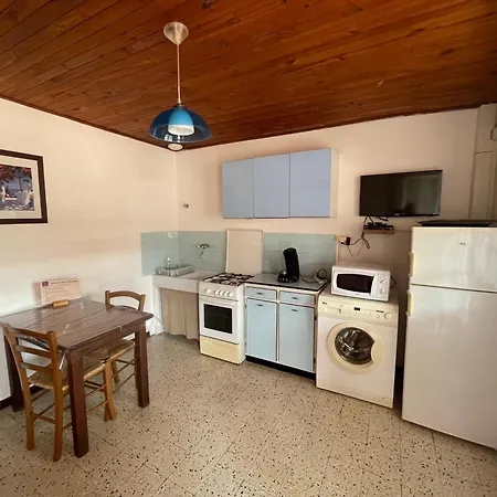 A Rossa Location Apartment Favone